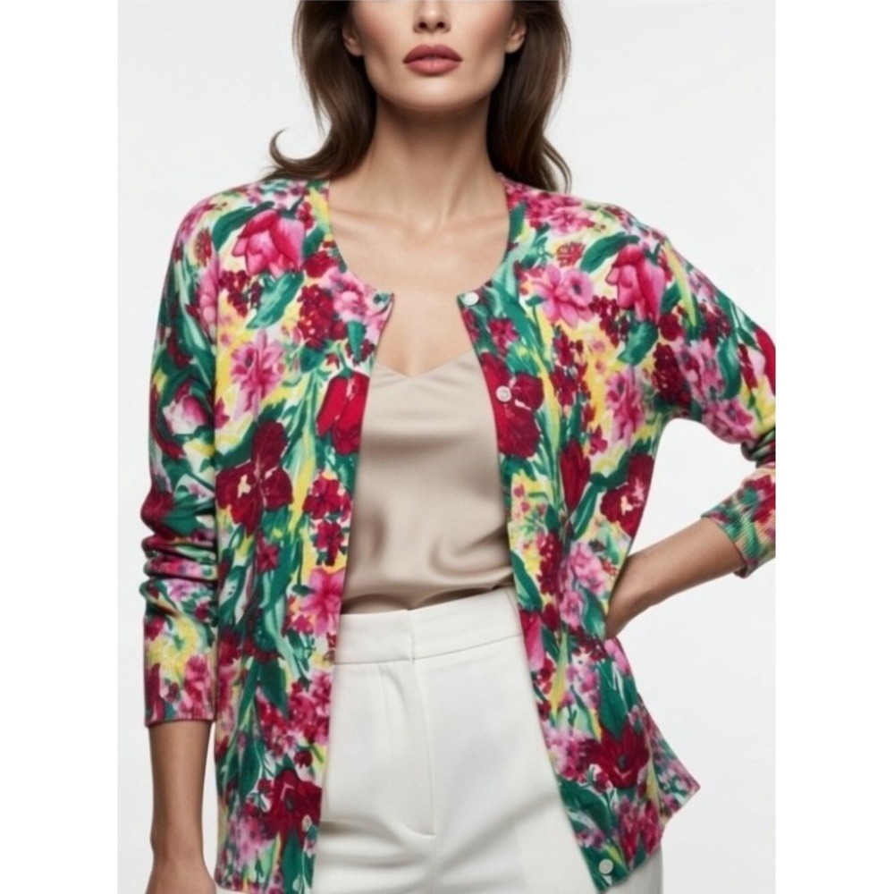 Talbots NWT Charming Cardigan Floral Multicolor Sz MPetite Retro Floral Artsy